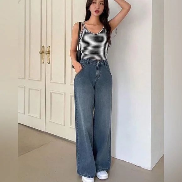 DAZY High Rise Baggy Jeans - Picture 3 of 14